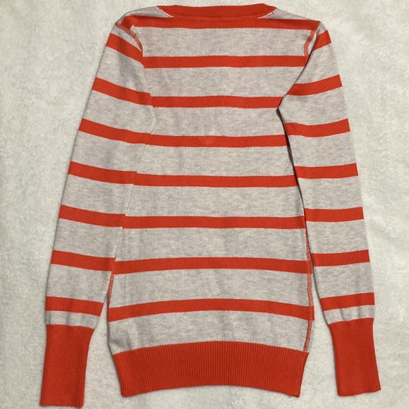 Aeropostale Striped V-Neck Sweater Small - Picture 6 of 9